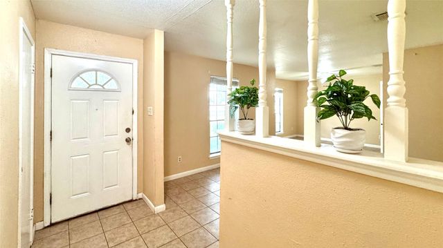 6930 Addicks Clodine Road, Houston, TX 77083