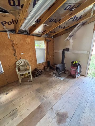 1413 CR 2108, Hooks, TX 75561