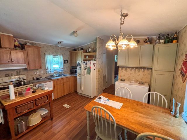 1413 CR 2108, Hooks, TX 75561