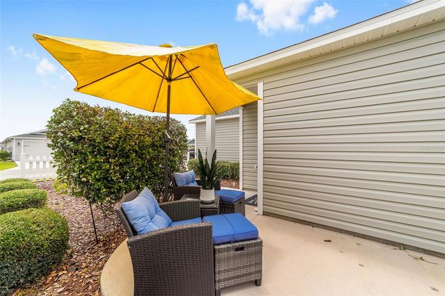 6082 BUDNY AVENUE, The Villages, FL 32163