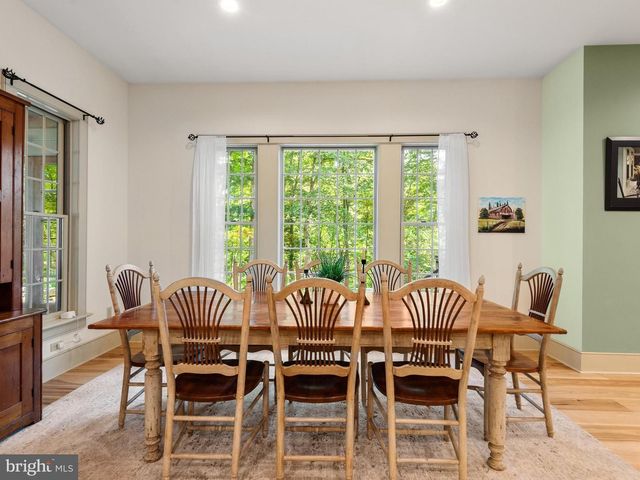 258 BOLLINGER RD, Elverson, PA 19520