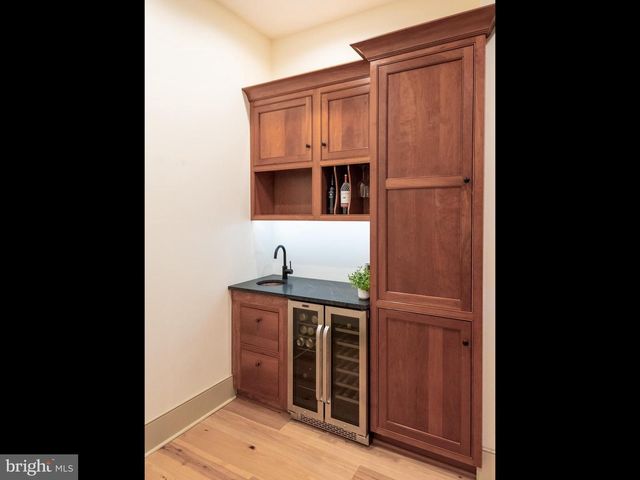 258 BOLLINGER RD, Elverson, PA 19520