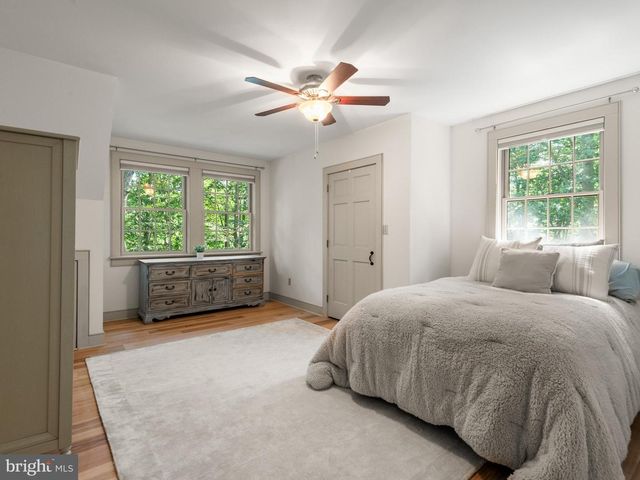258 BOLLINGER RD, Elverson, PA 19520