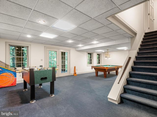 258 BOLLINGER RD, Elverson, PA 19520