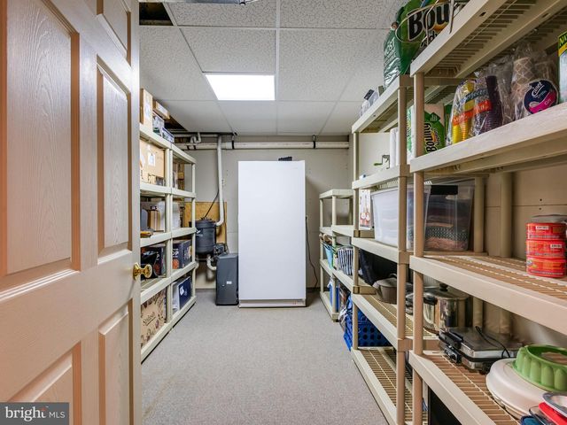 258 BOLLINGER RD, Elverson, PA 19520