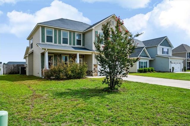 1629 Seattle Slew Lane, Hope Mills, NC 28348