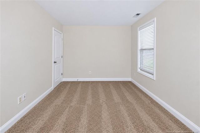 1629 Seattle Slew Lane, Hope Mills, NC 28348