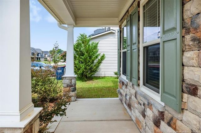 1629 Seattle Slew Lane, Hope Mills, NC 28348