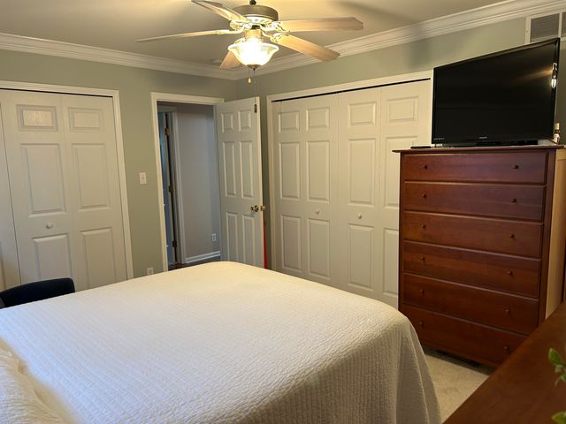 15972 Petros Drive, Rockwood, MI 48173