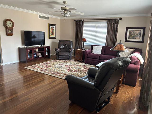 15972 Petros Drive, Rockwood, MI 48173