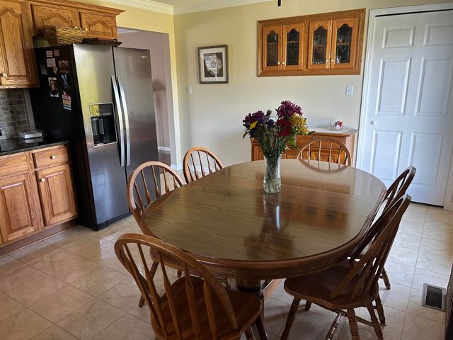 15972 Petros Drive, Rockwood, MI 48173