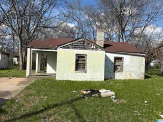 1924 SAINT CHARLES COURT SW, Birmingham, AL 35211