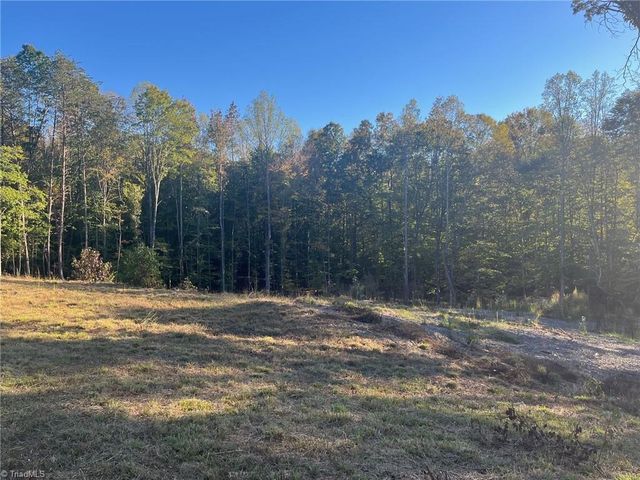 6455 Reubens Ridge Drive, Winston-salem, NC 27105