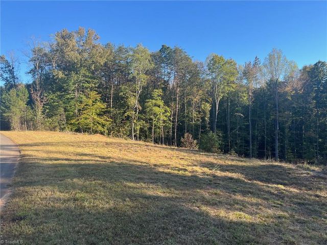 6455 Reubens Ridge Drive, Winston-salem, NC 27105