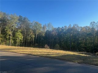 6455 Reubens Ridge Drive, Winston-salem, NC 27105