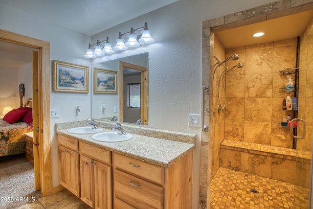 2010 CHRISTMAS PINE Road, Overgaard, AZ 85933