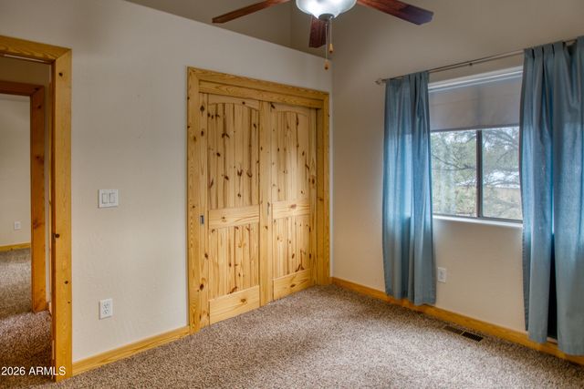 2010 CHRISTMAS PINE Road, Overgaard, AZ 85933