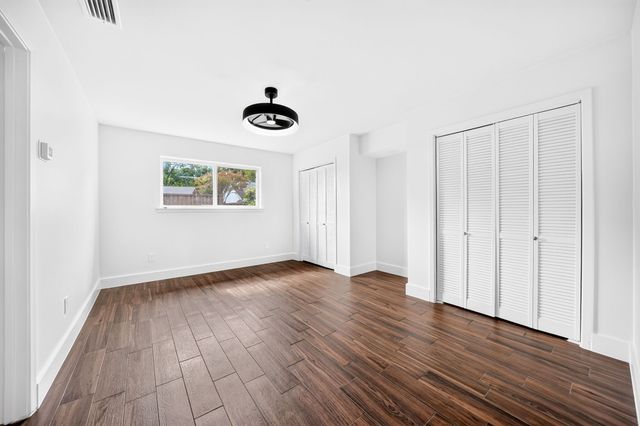 908 Via Barcelona, Mesquite, TX 75150