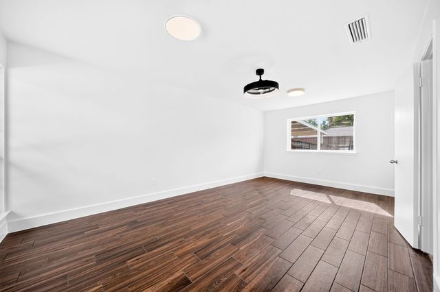 908 Via Barcelona, Mesquite, TX 75150