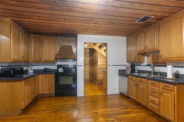 6892 SWAIN ROAD, Sorrento, FL 32776