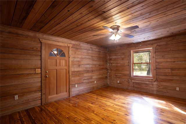 6892 SWAIN ROAD, Sorrento, FL 32776