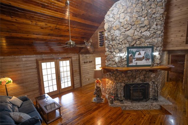 6892 SWAIN ROAD, Sorrento, FL 32776