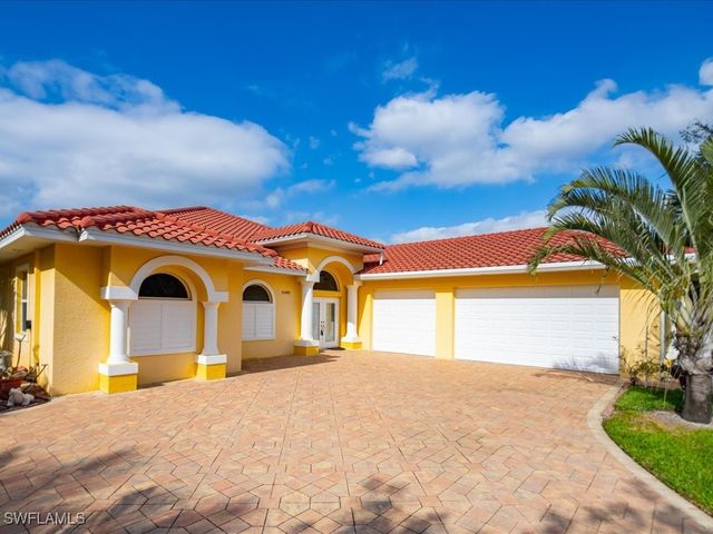 24885 Trost BLVD, Bonita Springs, FL 34135