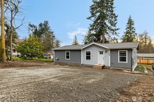 1232 Rickover Drive, Coupeville, WA 98239