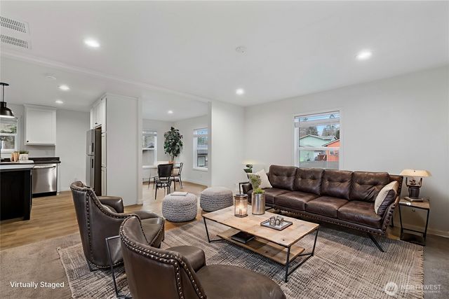 1232 Rickover Drive, Coupeville, WA 98239