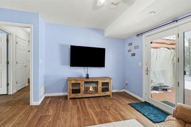 11754 E Drive, Ceresco, MI 49033