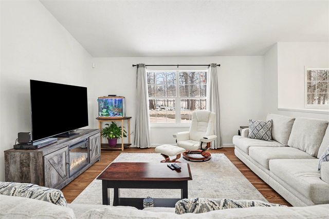 11754 E Drive, Ceresco, MI 49033