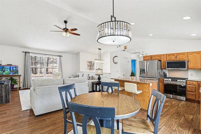 11754 E Drive, Ceresco, MI 49033