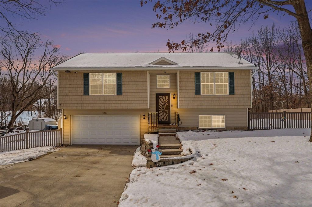 11754 E Drive, Ceresco, MI 49033