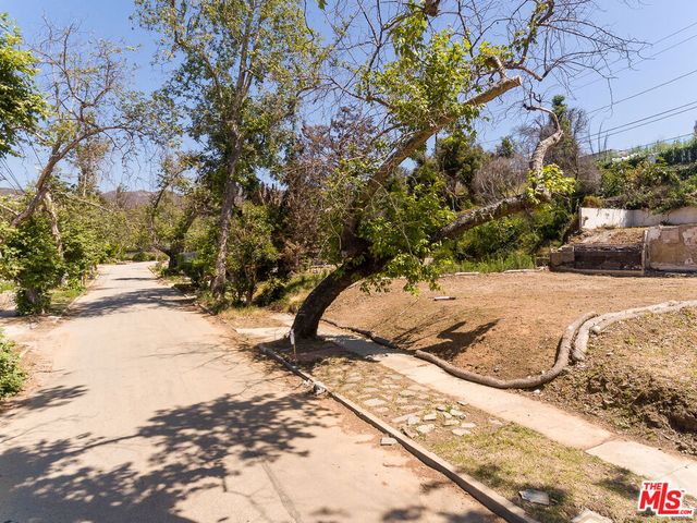 630 Bienveneda Avenue, Pacific Palisades, CA 90272