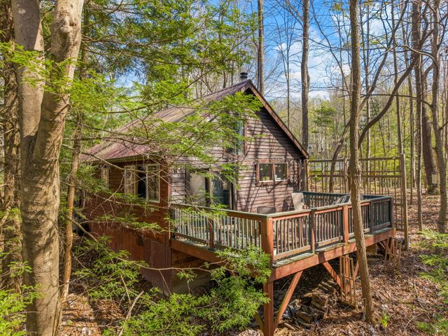 229 Sunrise Lane, Rogers, KY 41365