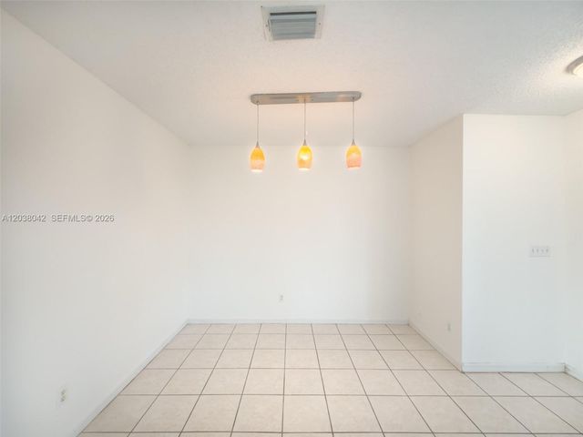 20811 NW 3rd Ln, Pembroke Pines, FL 33029