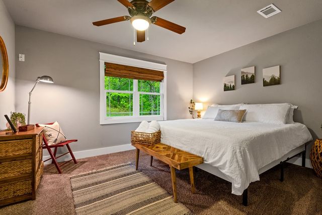 15 Rochdale, Bella Vista, AR 72714