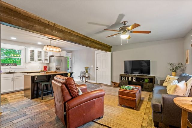 15 Rochdale, Bella Vista, AR 72714