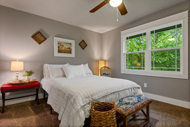 15 Rochdale, Bella Vista, AR 72714