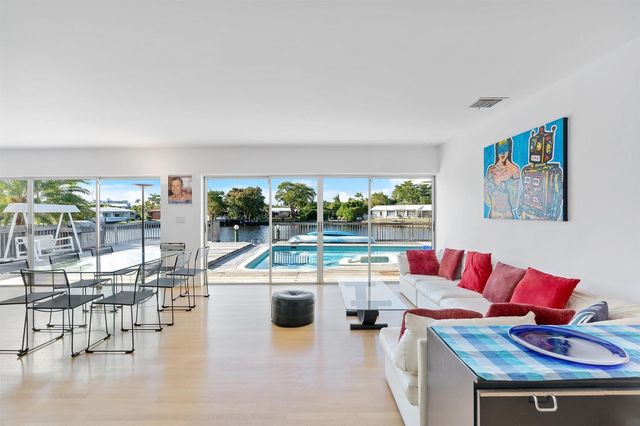 1641 Poinsettia Drive, Fort Lauderdale, FL 33305