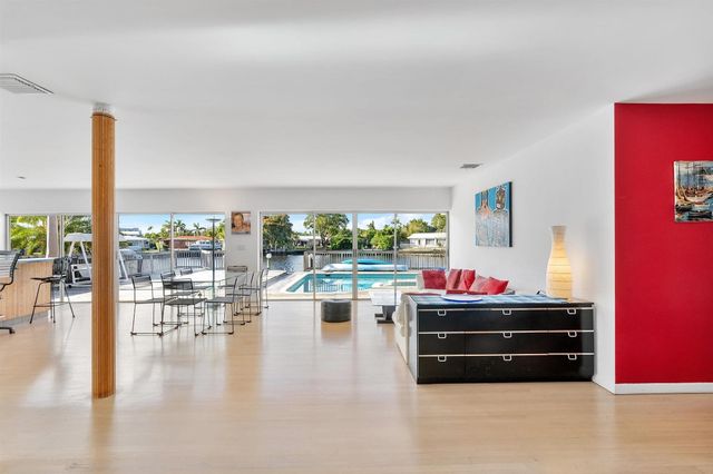 1641 Poinsettia Drive, Fort Lauderdale, FL 33305