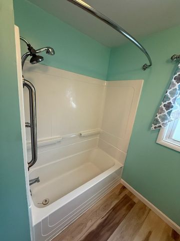 1909 W 37TH Street, Erie, PA 16508