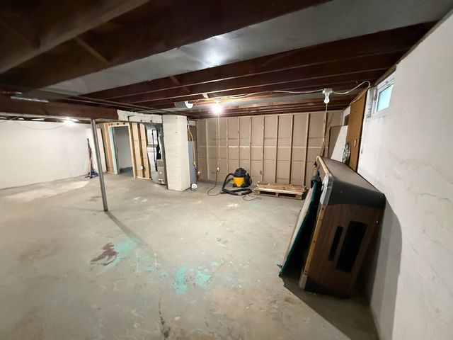 1909 W 37TH Street, Erie, PA 16508