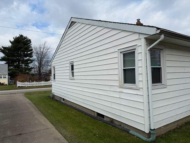 1909 W 37TH Street, Erie, PA 16508