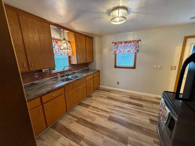 1909 W 37TH Street, Erie, PA 16508