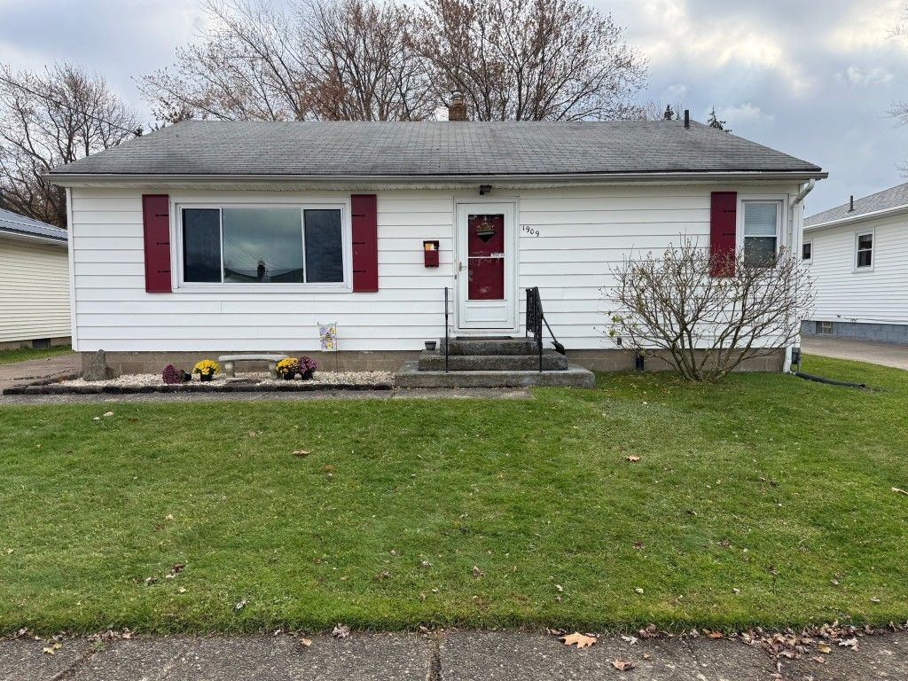 1909 W 37TH Street, Erie, PA 16508