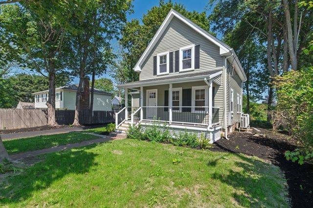146A W Division St, Braintree, MA 02184