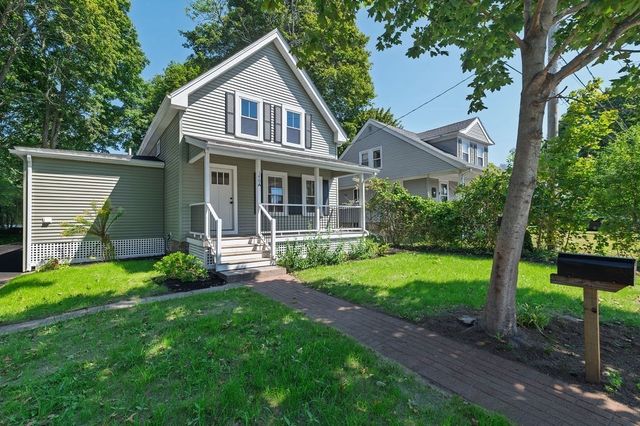 146A W Division St, Braintree, MA 02184