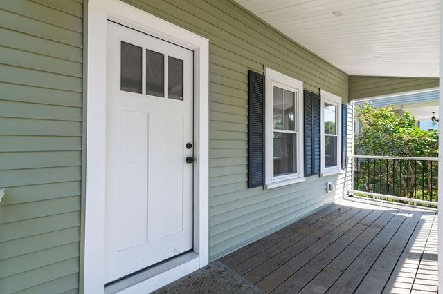 146A W Division St, Braintree, MA 02184