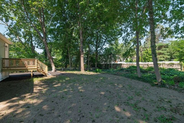 146A W Division St, Braintree, MA 02184